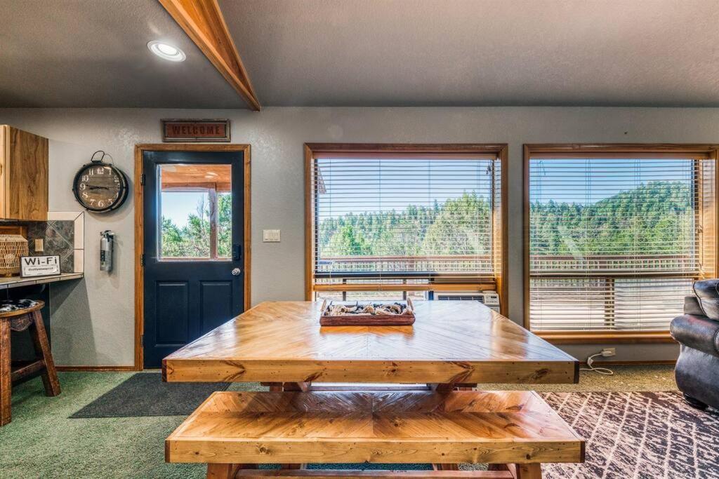 Perk Canyon Hidden Acres-hot Tub-gas Fireplace Ruidoso