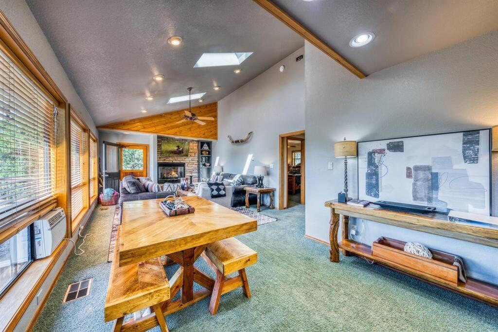 Perk Canyon Hidden Acres-hot Tub-gas Fireplace Apartment