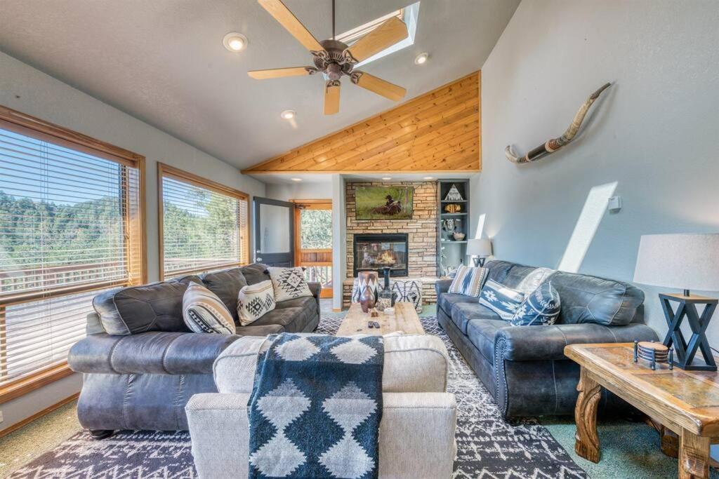 Perk Canyon Hidden Acres-hot Tub-gas Fireplace *