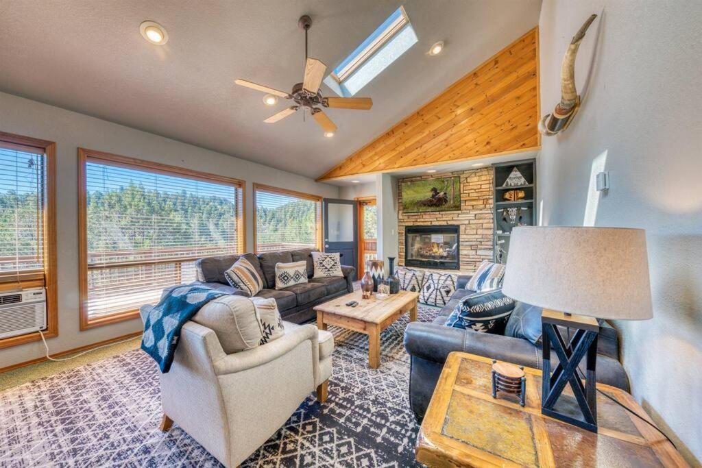 Apartment Perk Canyon Hidden Acres-hot Tub-gas Fireplace *